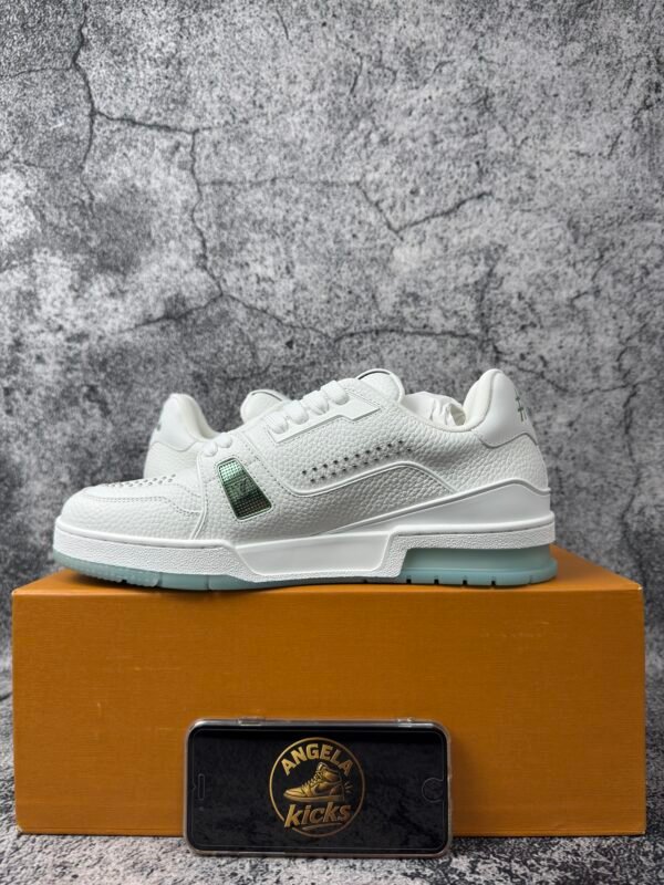 Louis Vuitton Trainer #54