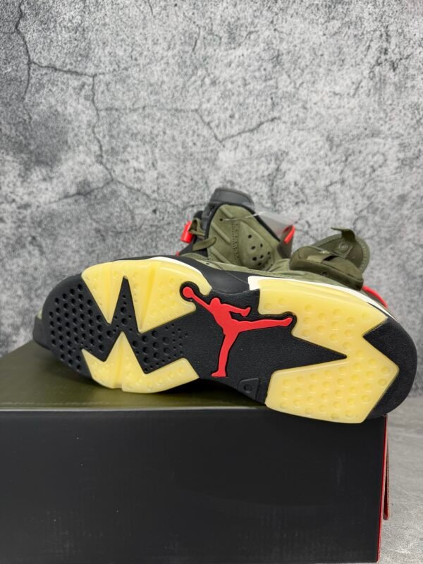 Jordan 6 Retro Travis Scott