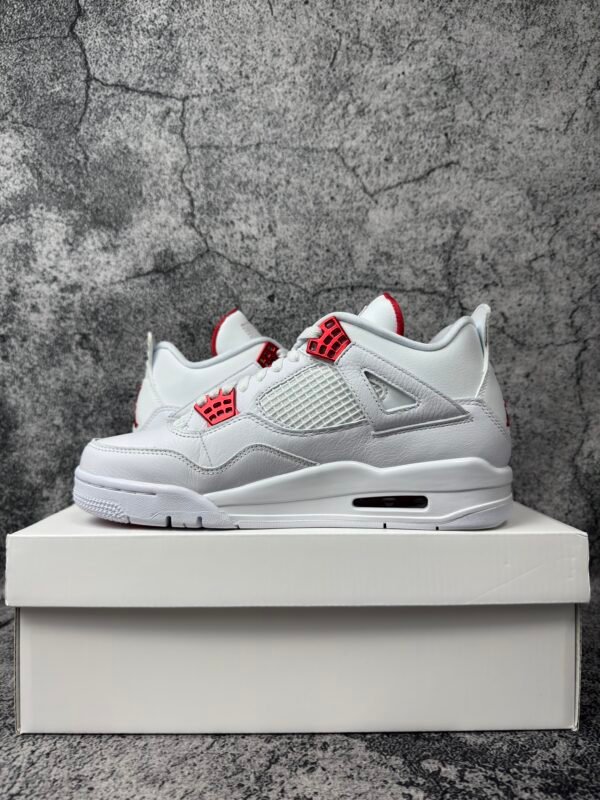 Jordan 4 Retro Metallic Red