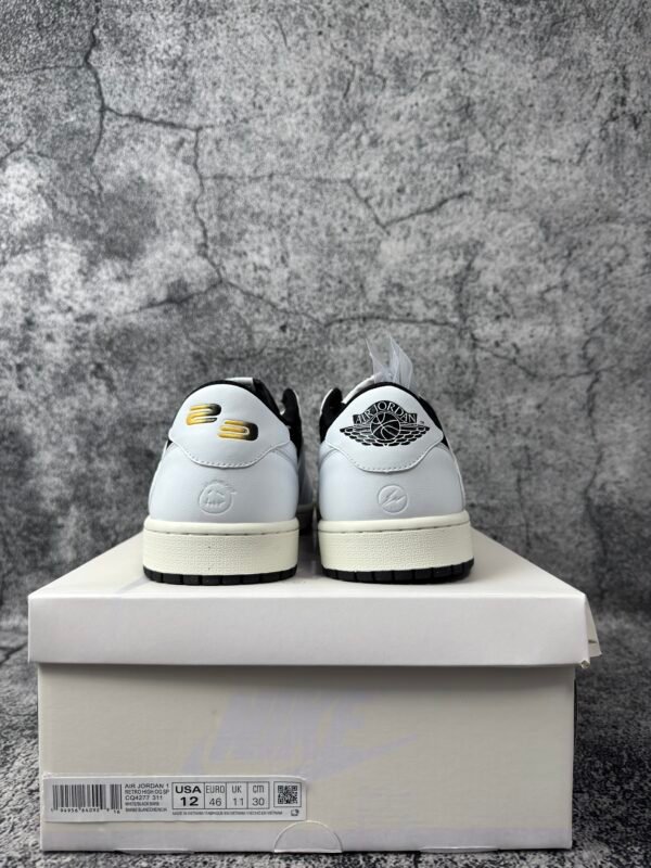 Jordan 1 Retro Low OG SP Travis Scott