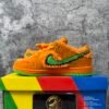 Nike SB Dunk Low Grateful Dead Bears Orange