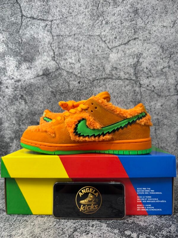 Nike SB Dunk Low Grateful Dead Bears Orange