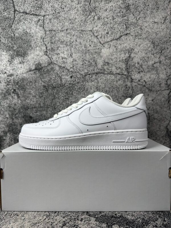 Nike Air Force 1 Low '07 White