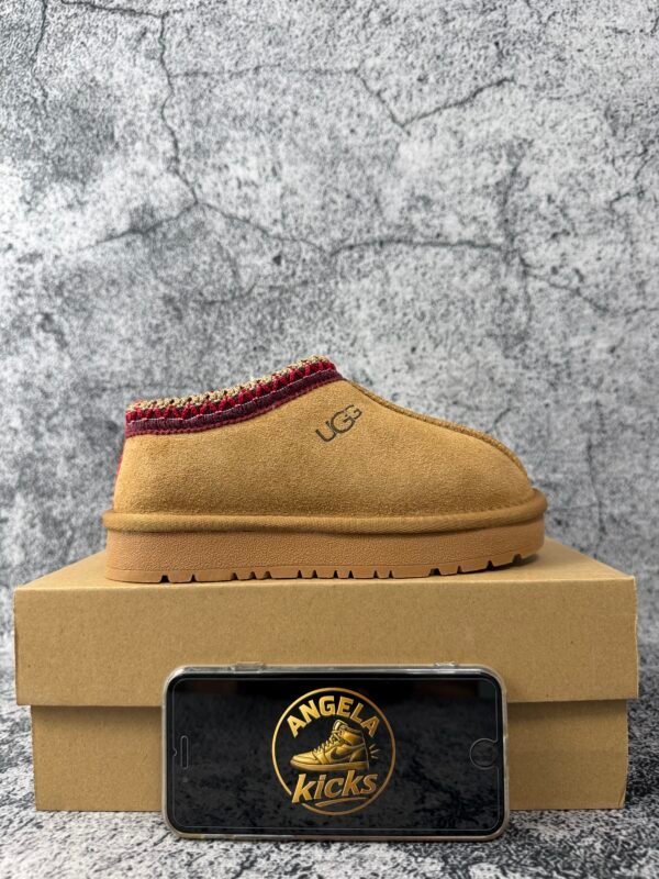 UGG Tasman II Slipper Sand Dark Cherry