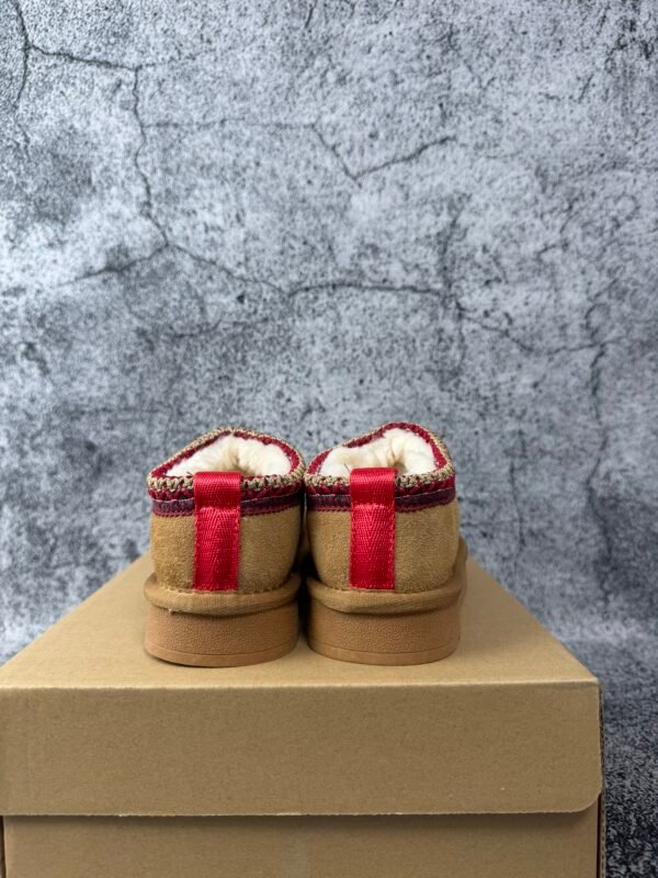 UGG Tasman II Slipper Sand Dark Cherry