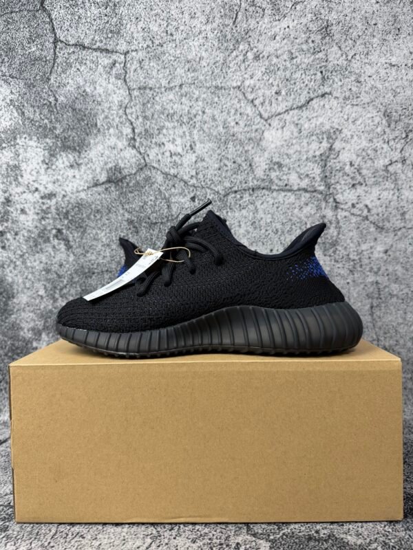 adidas Yeezy Boost 350 V2 Dazzling Blue