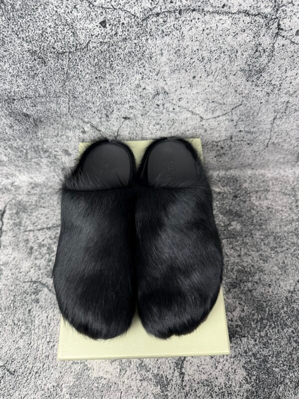 Marni Long Hair Calfskin Fussbett Sabot Mule Black