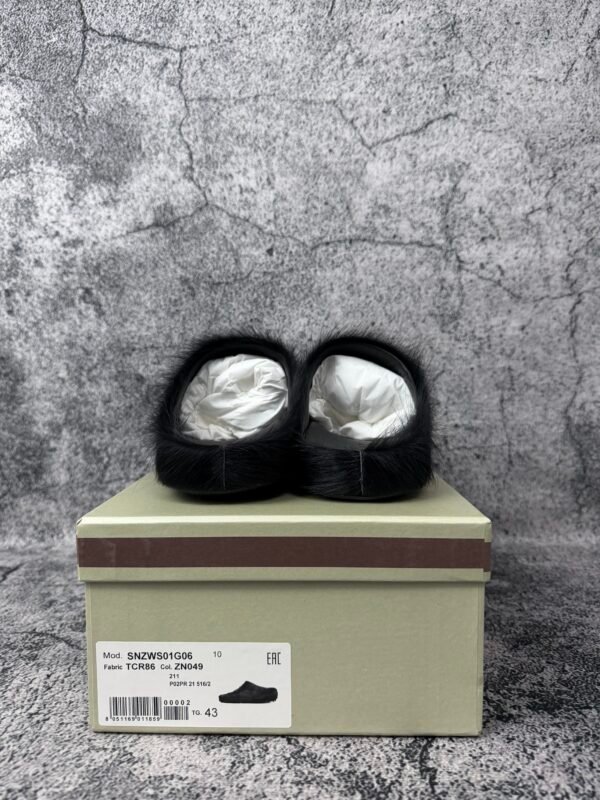 Marni Long Hair Calfskin Fussbett Sabot Mule Black