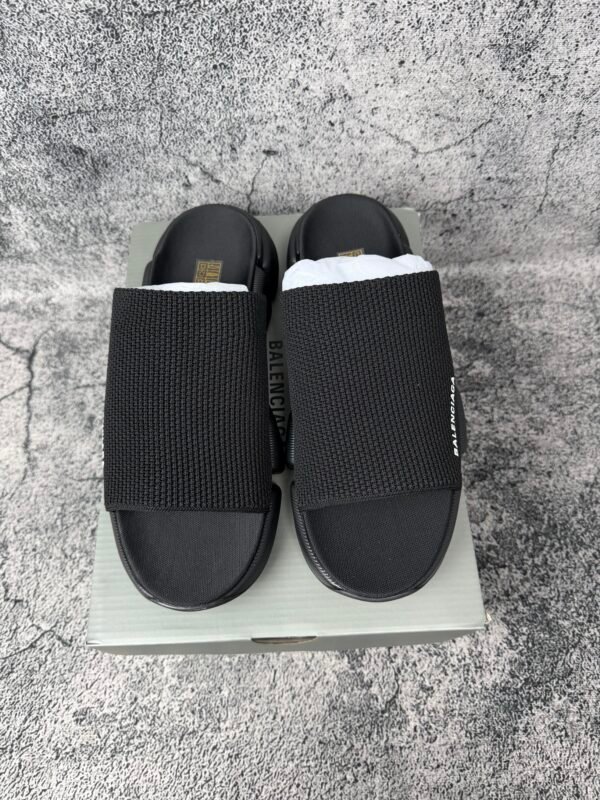 Balenciaga Speed 2.0