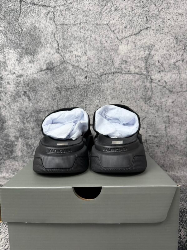 Balenciaga Speed 2.0