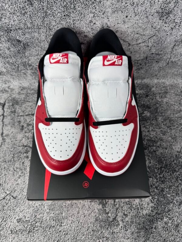 Jordan 1 Retro Low OG Chicago (2025)
