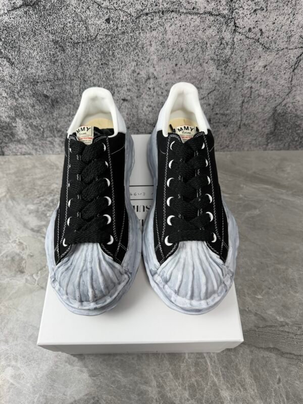 Maison Mihara Yasuhiro Blakey OG Sole Embossed Leather Low Black