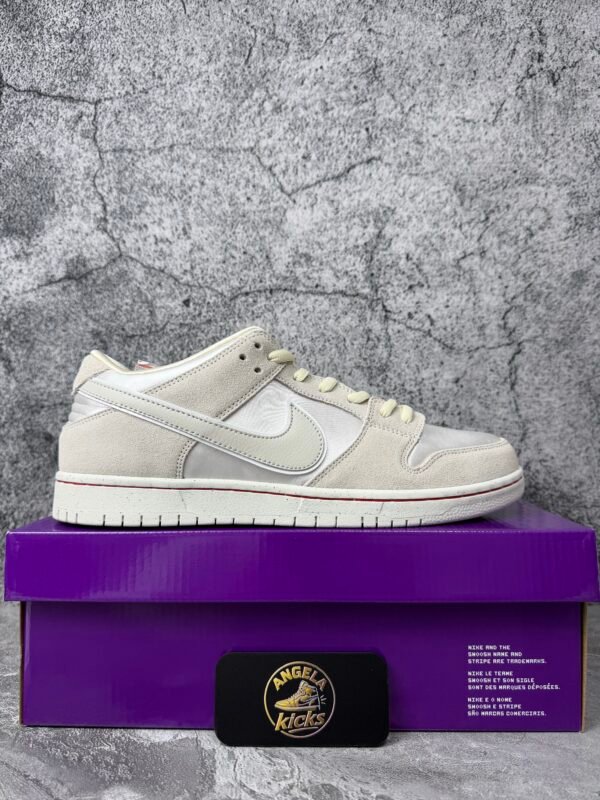 Nike SB Dunk Low City of Love Light Bone
