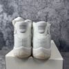 Jordan 11 Retro Pearl