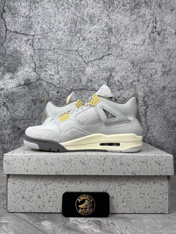 Jordan 4 Retro SE Craft Photon Dust