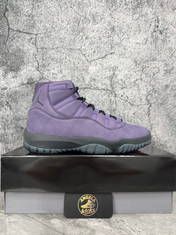 Jordan 11 Retro Mojave