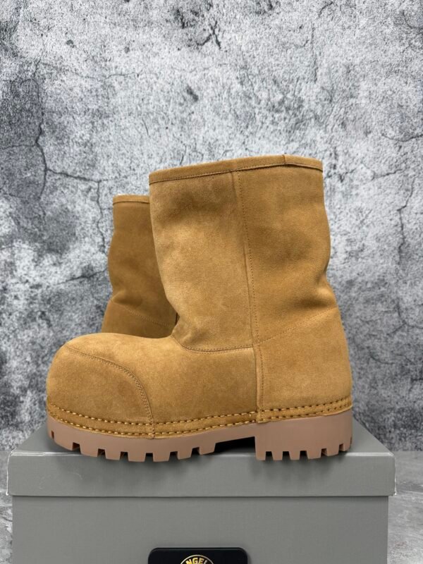 Balenciaga FW24 SKIWEAR