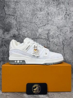 LOUIS VUITTON Trainer Visionary Journey