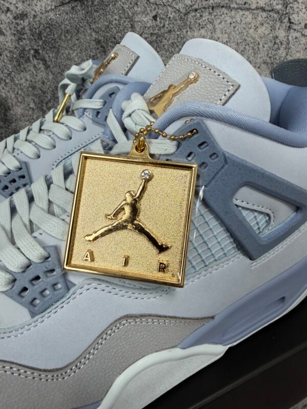 Jordan 4 Retro UNC Tar Heels PE