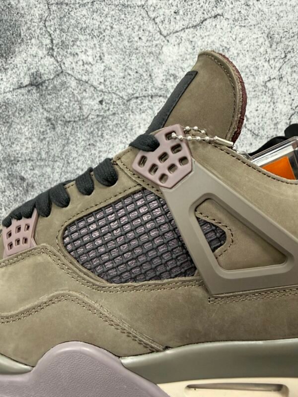 Jordan 4 Retro SP A Ma Maniére Dark Mocha