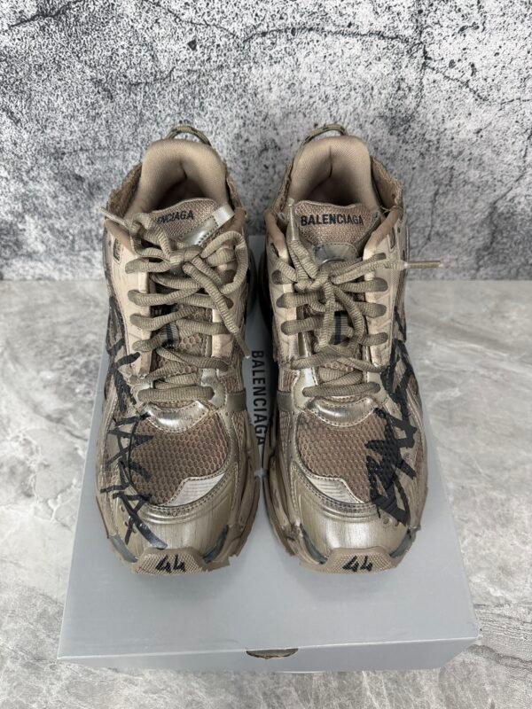 Balenciaga Runner Graffiti