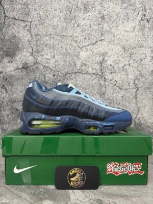 Nike Air Max Muscle 95 Yu-Gi-Oh! Joey (with Promo Card)
