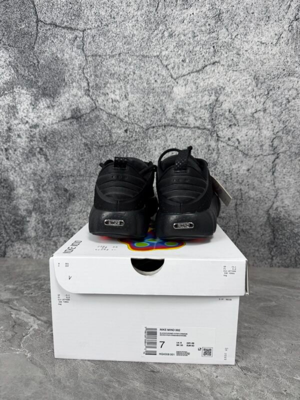 Nike Mind 002 Black Hyper Crimson