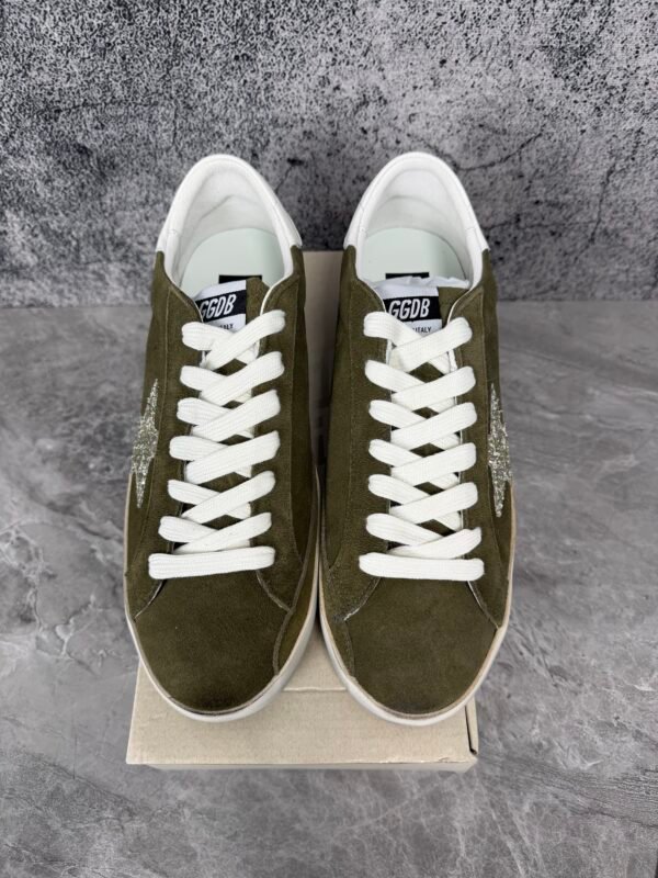 Golden Goose Super-Star