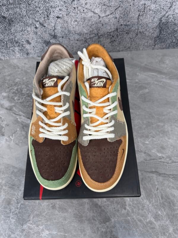 Jordan 1 Retro Low OG Zion Williamson Voodoo