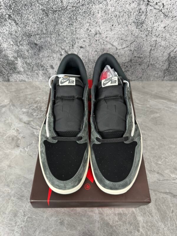 Travis Scott x Jordan Air Jordan 1 Low