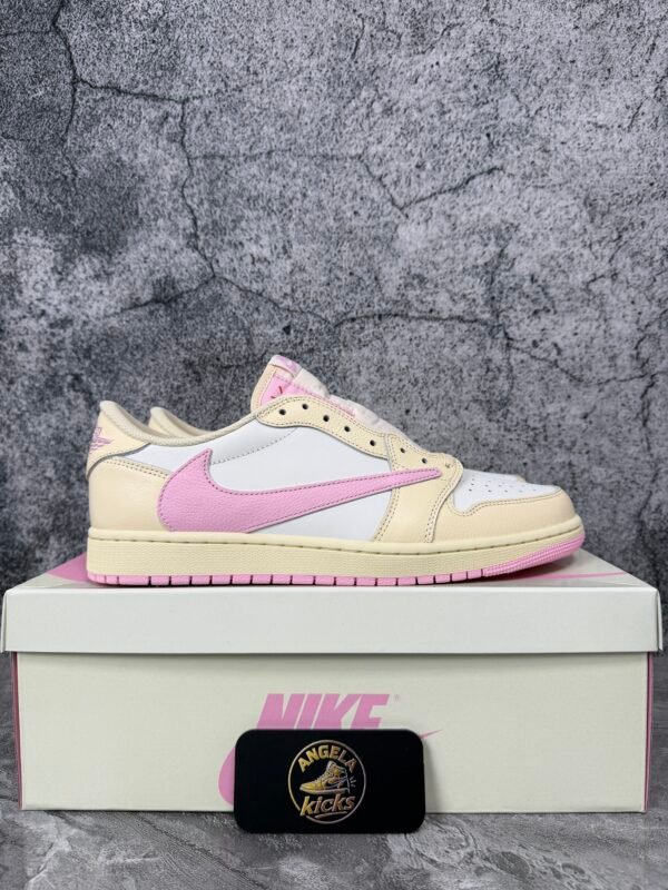 Jordan 1 Retro Low OG SP Travis Scott (pink)