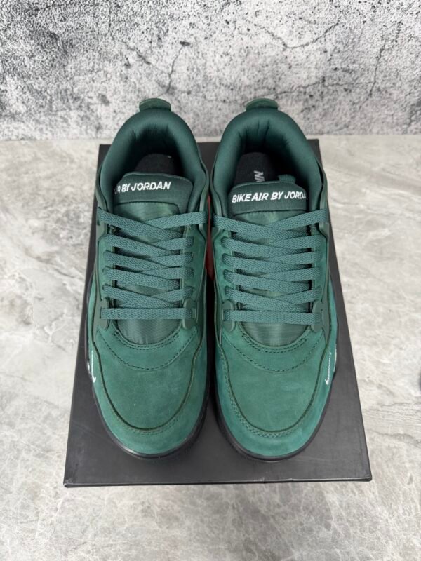 Jordan 4 RM SP Nigel Sylvester Grandma's Driveway