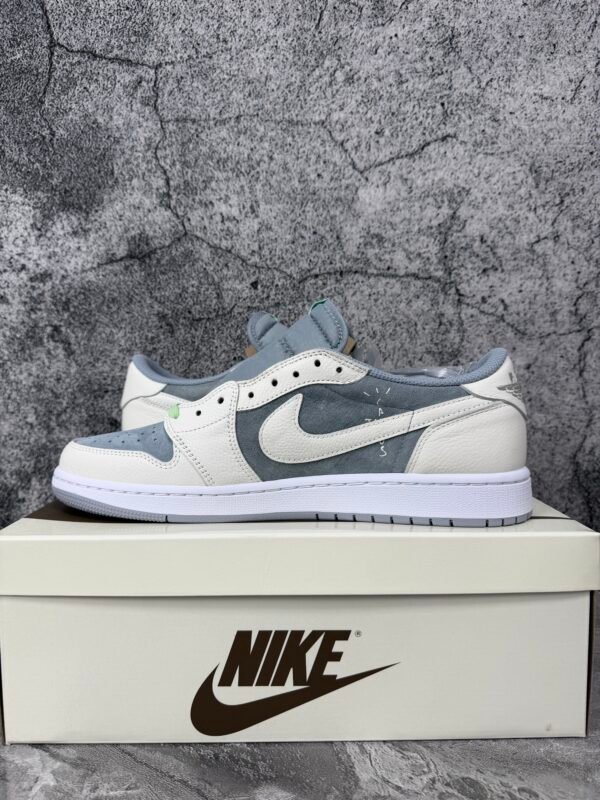 Jordan 1 Retro Low OG SP Travis Scott