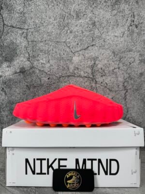 IMG_4144 Nike Mind 001 Slide Solar Red