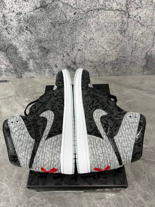 Jordan 1 Retro High OG Rebellionaire