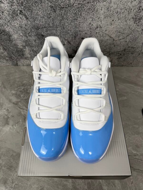 Jordan 11 Retro Low University Blue
