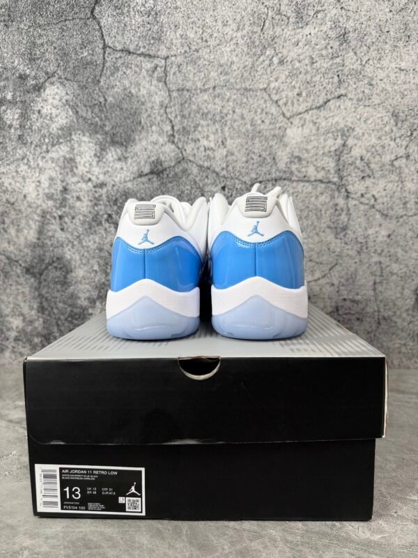 Jordan 11 Retro Low University Blue