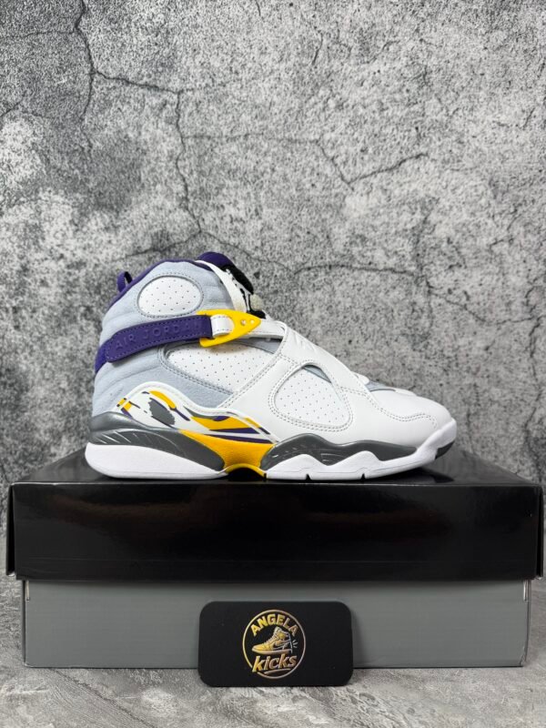 Jordan 8 Retro