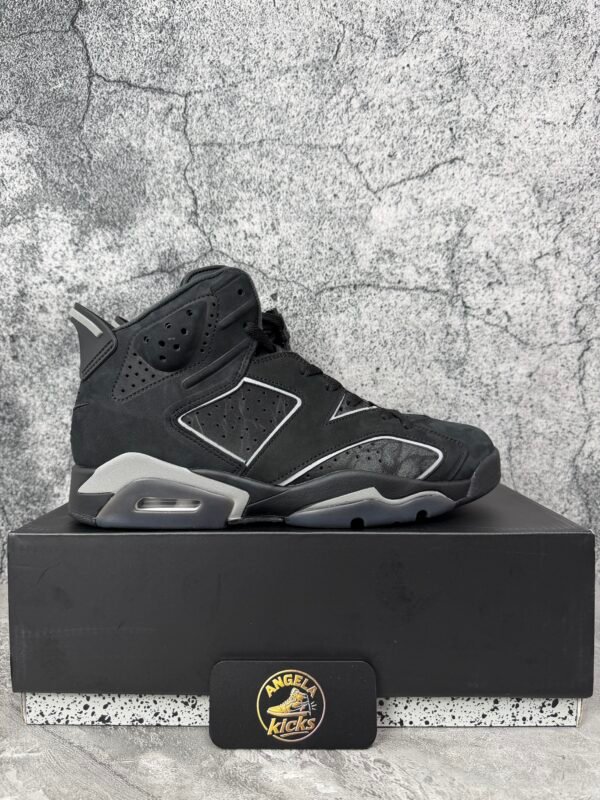 Jordan 6 Retro Cap and Gown