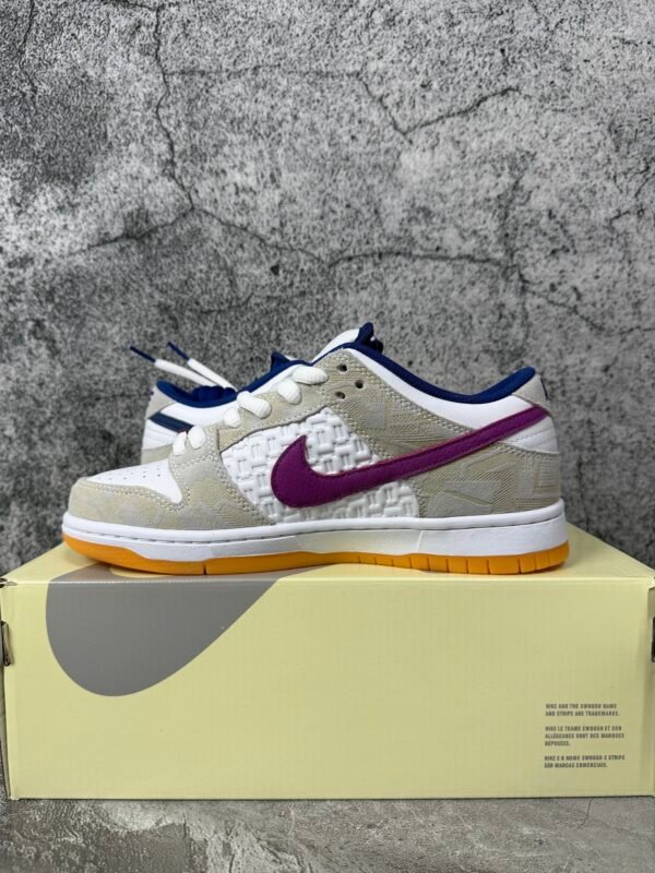 Nike SB Dunk Low Rayssa Leal