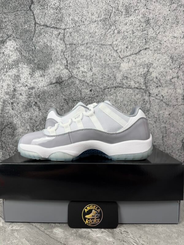 Jordan 11 Retro Low Cement Grey