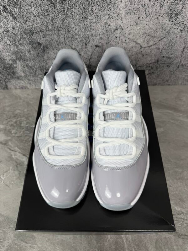 Jordan 11 Retro Low Cement Grey