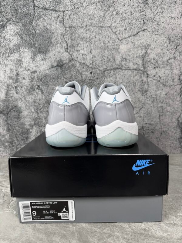 Jordan 11 Retro Low Cement Grey
