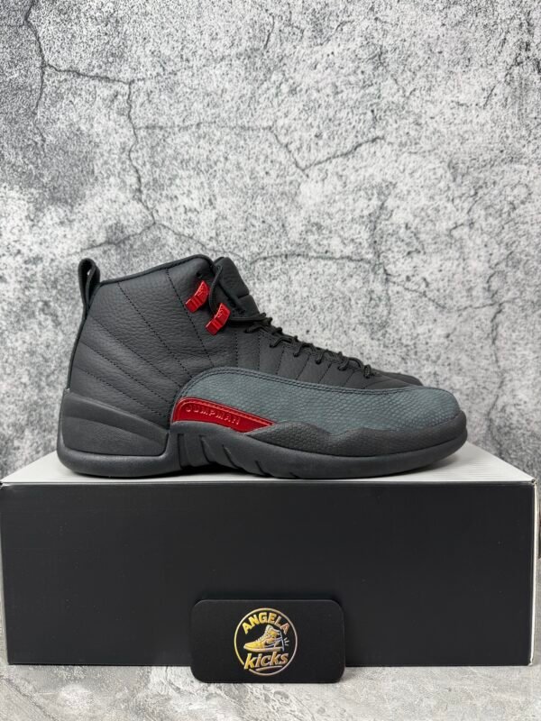 Jordan 12 Retro Bloodline