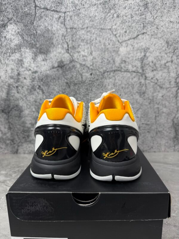 Kobe 6 Protro Playoff Pack White Del Sol
