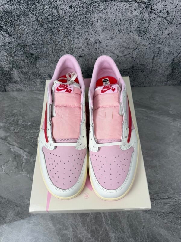Jordan 1 Retro Low OG SP Travis Scott Sail Tropical Pink