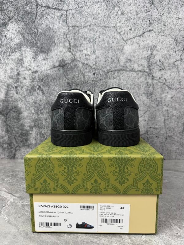Gucci Ace GG Supreme Black