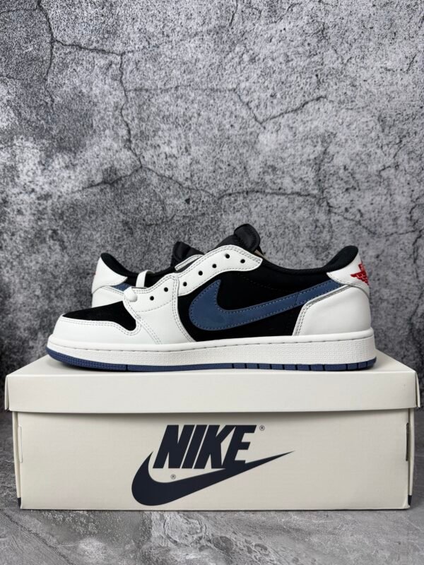Jordan 1 Retro Low OG SP Travis Scott