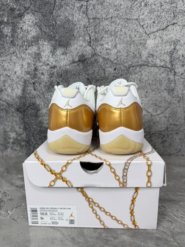 Jordan 11 Retro Low Mother's Day