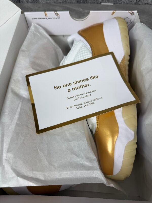 Jordan 11 Retro Low Mother's Day